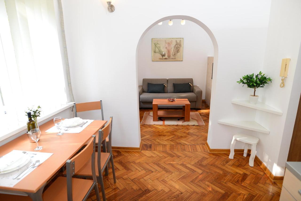 Central Spot Apartments بلغراد المظهر الخارجي الصورة