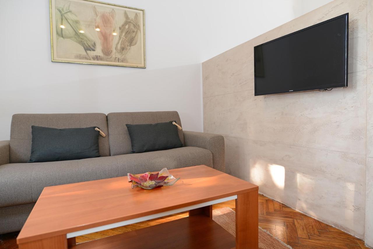 Central Spot Apartments بلغراد المظهر الخارجي الصورة